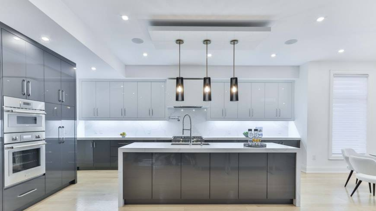 Open Kitchen vs Closed Kitchen: Which Is Better for Homes in Kumaon?