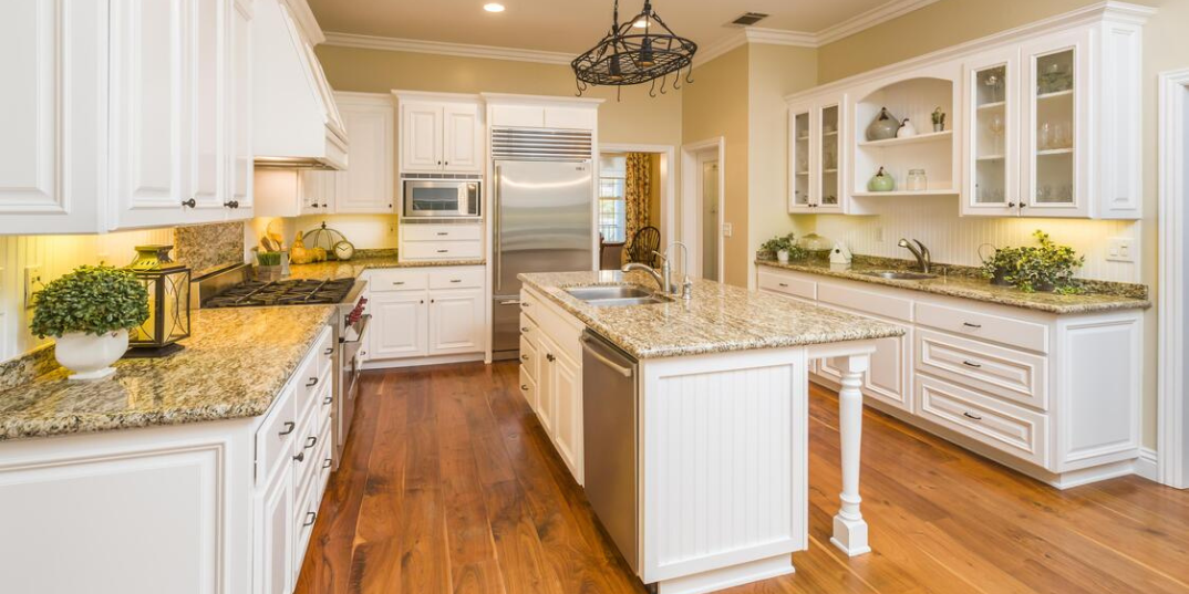 Open Kitchen vs Closed Kitchen: Which One Actually Fits Your Lifestyle?